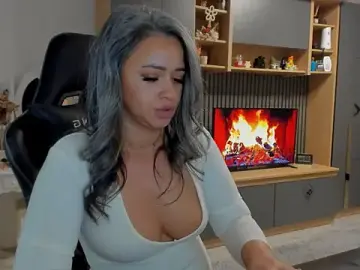 Stripchat Watch Live Sex Cams of Claire95_