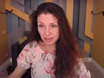 Stripchat Watch Live Sex Cams of EllaLong