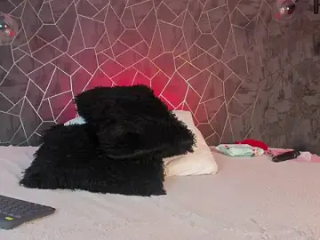 Stripchat Sex Chat of tiarha_18