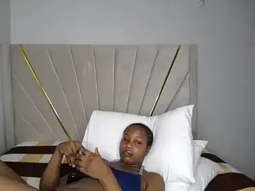 Stripchat Adult Video Chat of tasha_kimmy