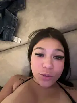 Stripchat Live Porn of Alyshanon18