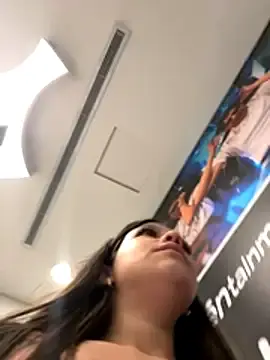 Stripchat Sex Cam of Alyshanon18