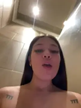 Stripchat Adult Webcams of Alyshanon18