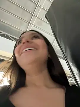 Stripchat Sex Cam of Alyshanon18