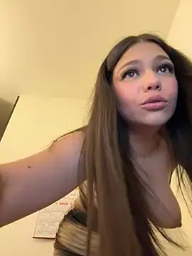 Stripchat Adult Webcams of Alyshanon18