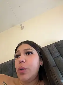 Stripchat Watch Live Sex Cams of Alyshanon18