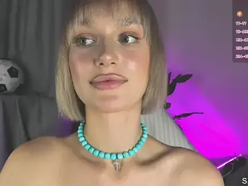 Stripchat Live Sex Cam of Ice_Strawberry