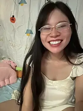 Stripchat Free Porn Cam of aiqi520