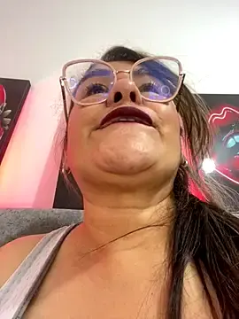 Stripchat Adult Webcam of AlexxiaaMat