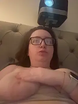 Stripchat Sex Cam of LavenderBrielle