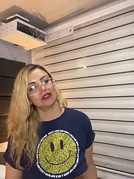 Stripchat Live Porn of Azaahara_