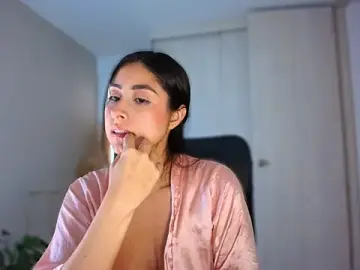 Stripchat Free Porn Cam of auroracaruso11