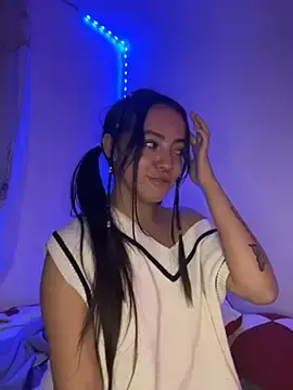 Stripchat Sex Cam of laraa_rous