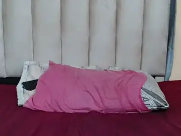 Stripchat Nude Webcam of SexyAssQueenX