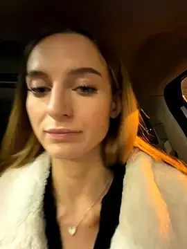 Stripchat Private Sex Chat of -AngelAri-