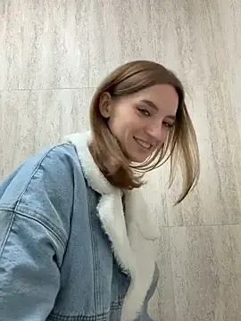 Stripchat Adult Video Chat of -AngelAri-