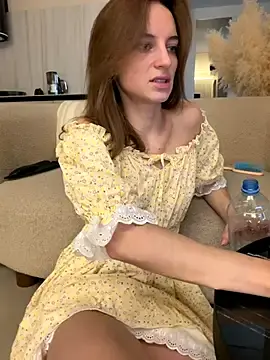 Stripchat Live Sex Cam of -AngelAri-