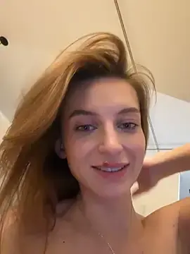 Stripchat Live Sex of -AngelAri-