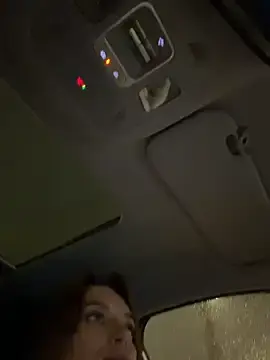 Stripchat Live Porn of -AngelAri-