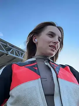 Stripchat Nude Webcam of -AngelAri-