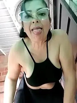 Stripchat Best Webcam of Big_tits69