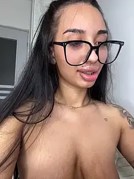 Stripchat Live Sex of BlueEyes_BB