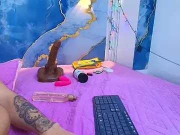 Stripchat Free Porn Cam of lorrayne_