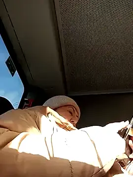 Stripchat Live Porn of Hottie-Mom