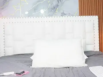 Stripchat Live Sex Cam of indianschoolgirl