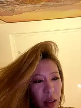 Stripchat Live Sex Cam of miumiu-66
