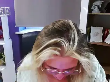 Stripchat Nude Webcam of Zoey_Erotic