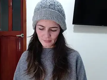 Stripchat Live Sex of Hanny_24