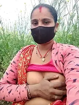 Stripchat Best Webcam of Hey_Ziya