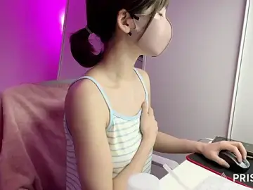 Stripchat Free Live Porn of gumi_0418