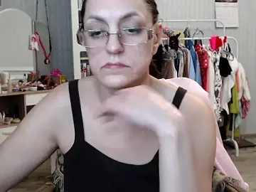 Stripchat Live Sex Cam of Vivian-Alluring