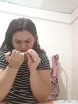 Stripchat Adult Webcam of Anaa_Rose