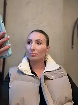 Stripchat Live Sex of LetsFunKARINA