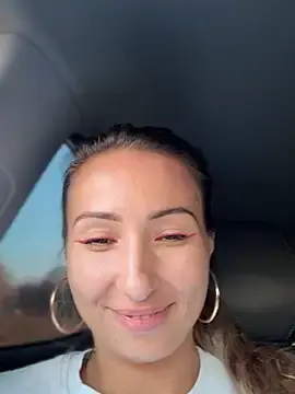 Stripchat Adult Webcam of LetsFunKARINA