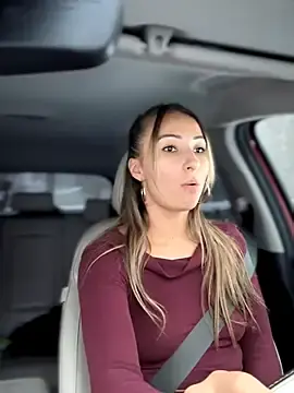 Stripchat Adult Webcam of LetsFunKARINA