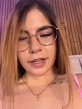 Stripchat Free Live Porn of stephh_222