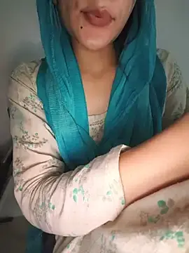 Stripchat Free Porn Cam of zoya_baby_