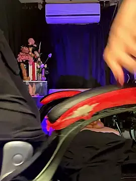 Stripchat Free Live Porn of monroe_777