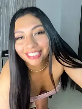 Stripchat Best Webcam of Issa_Santana
