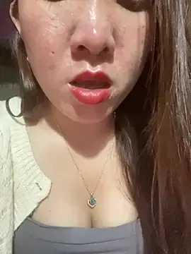 Stripchat Live Sex Cam of Luna-ass