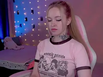 Stripchat Free Porn Cam of Naughty_Mable