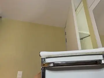 Stripchat Live Sex Cam of xSelena