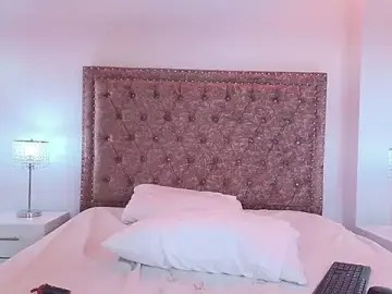 Stripchat Live Sex Cam of Lilith_dakota