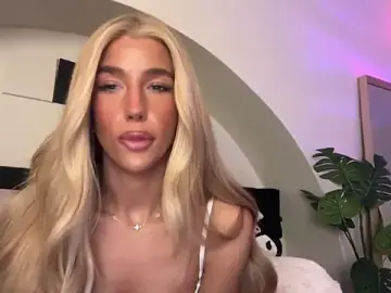 Stripchat Live Porn of KENNIEXROSE