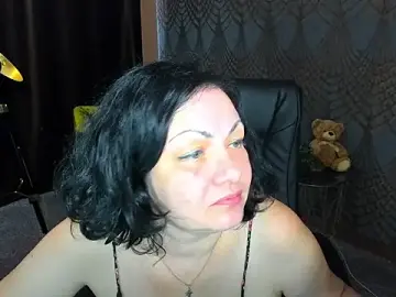 Stripchat Live Sex Cam of IrissMoon