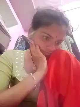 Stripchat Free Live Porn of Uma_pande